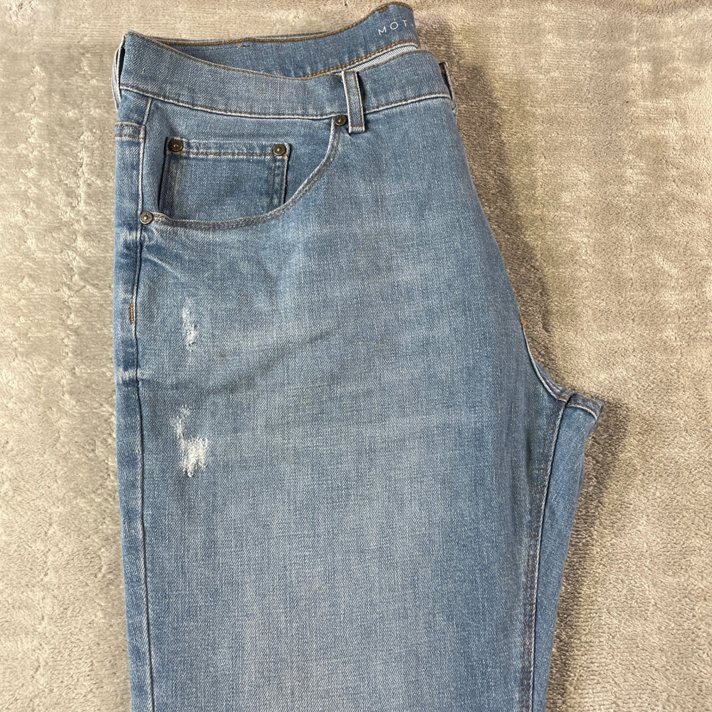 Mott Bow Jeans Slim Mens 38x32 Light Wash Distressed Casual Denim Whiskers - Picture 8 of 10